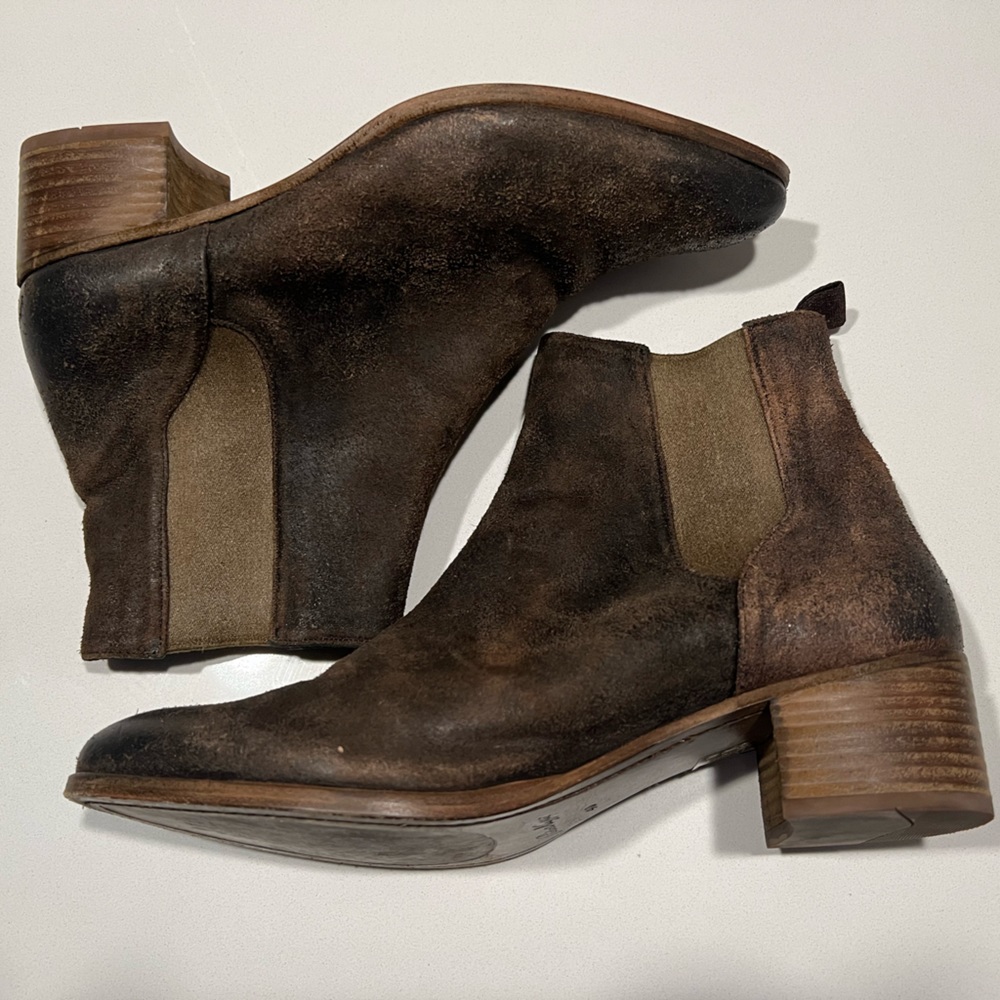 Peter Nappi Italian Suede Leather Brown Chelsea Boots size 40 (US 9.5)